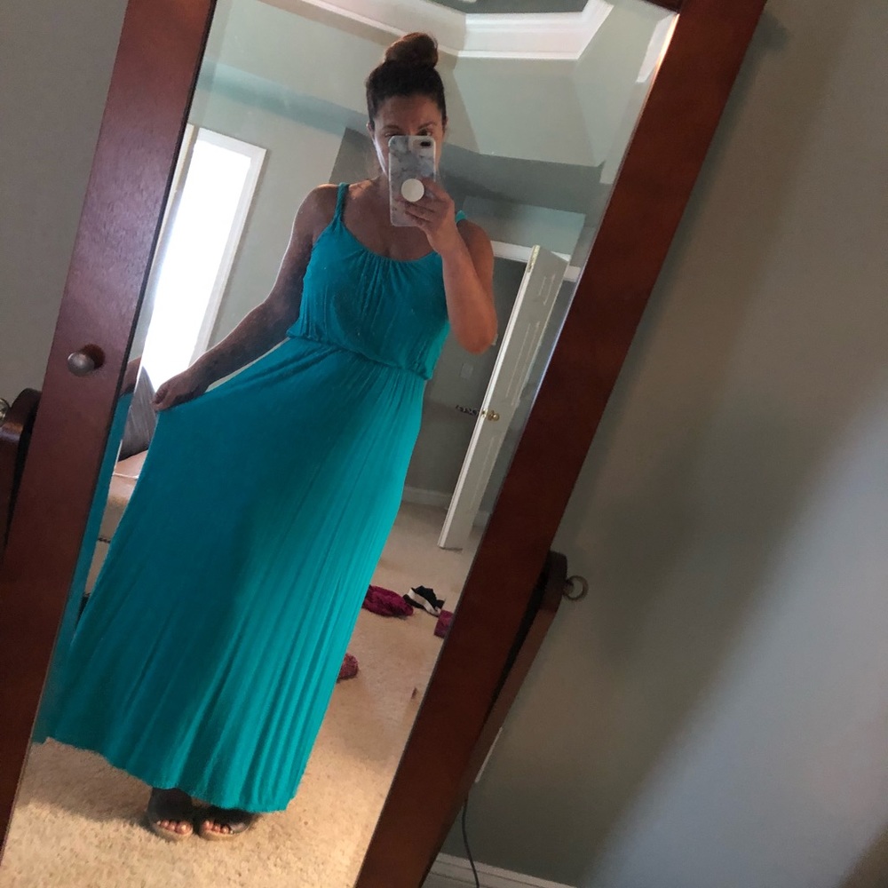 LOFT maxi dress - small